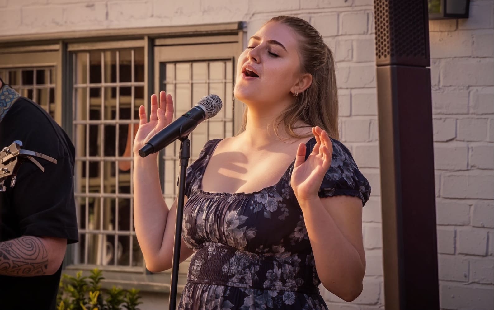 image of Live Music with Grace J Vocals